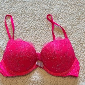VS pink Plunge bra
